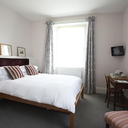 Bed and Breakfast The Square House South Petherton Экстерьер фото