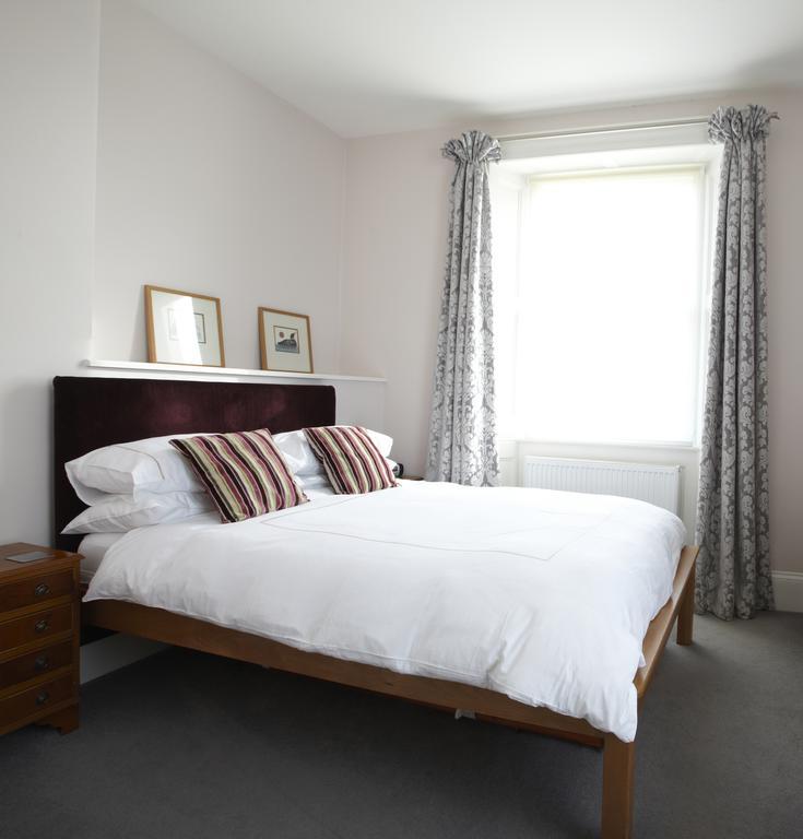 Bed and Breakfast The Square House South Petherton Экстерьер фото